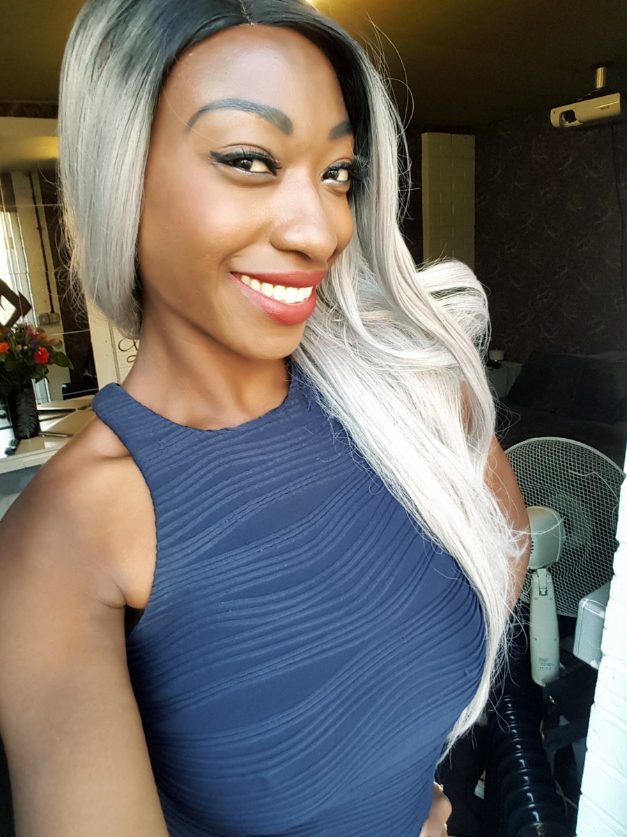 Miss Foxx 